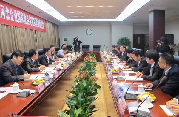 科技部基础司司长张先恩一行到mg冰球突破考察