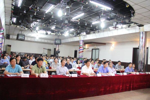 mg冰球突破大讲堂专题解读党章